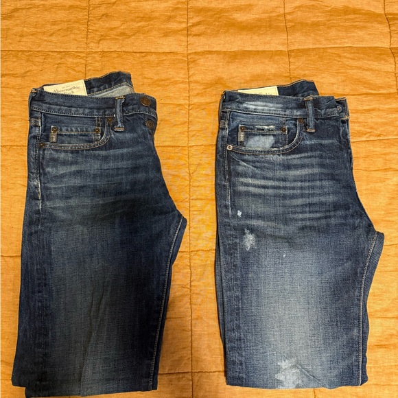 2x NWOT A&F Jeans 28x30 - Picture 1 of 7